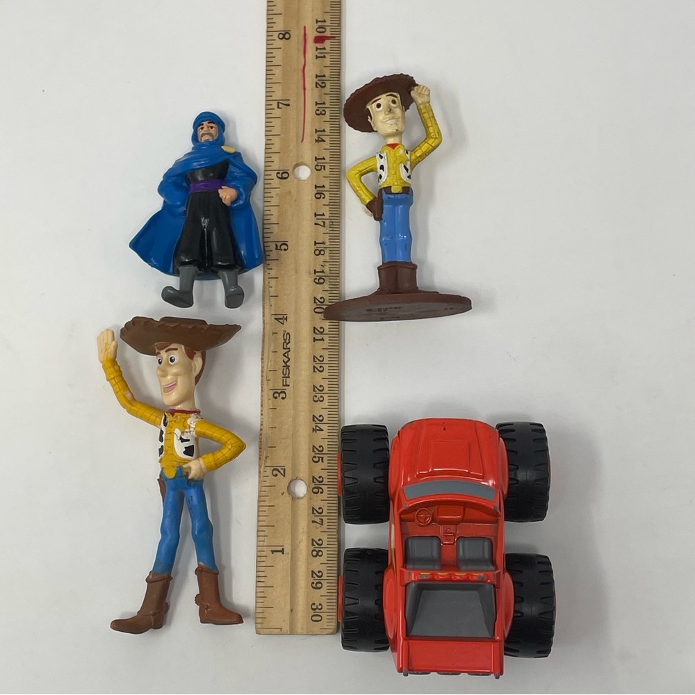 Disney Figures & Cars‎ Lot of 8 - Picture 16 of 16